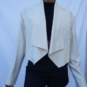 White Lafayette 148 cropped blazer